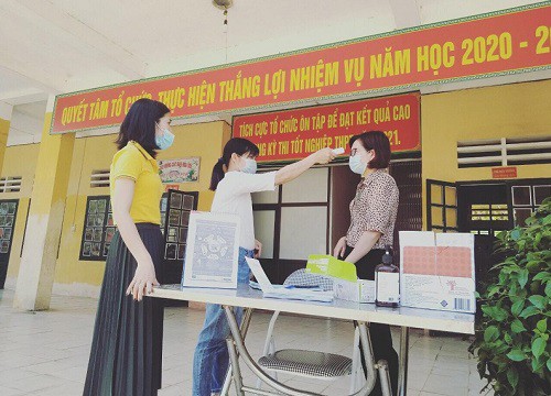 Trường học vùng biên: An toàn đón học sinh trở lại trường lớp