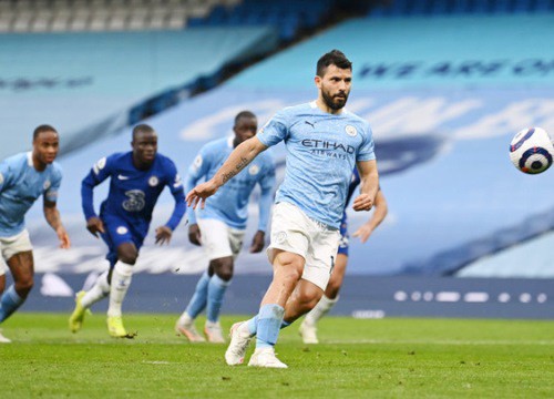 Aguero xin lỗi vì đá hỏng phạt đền