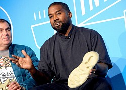 Kanye West bị tố bóc lột sức lao động