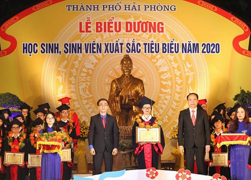 Lan tỏa triết lý giáo dục từ trái tim yêu thương