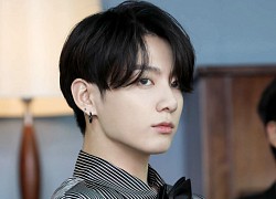 6 lần fan gây sốc vì tặng idol quà khủng: Jungkook nhận thỏi vàng và đồng hồ nửa tỷ, nữ idol debut 2 tháng đã có núi hàng hiệu