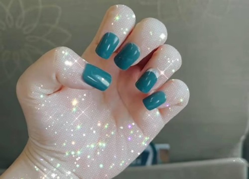 Bắt chước nails đón hè của sao Việt