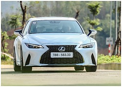 Lexus IS sắp có động cơ V8 để cạnh tranh Mercedes-Benz C-Class, BMW 3-series