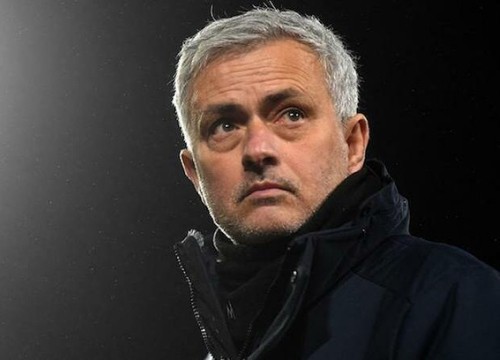 Mourinho: 'Luôn có áp lực trong bóng đá'