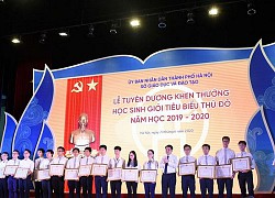 Tạm dừng tuyên dương khen thưởng học sinh giỏi Thủ đô