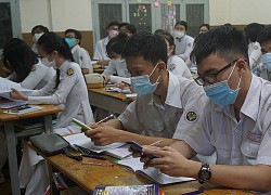 TP.HCM: HS cuối cấp tới trường ôn thi, nghiêm túc phòng dịch