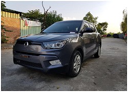 Xe hiếm Ssangyong Tivoli số sàn tại Việt Nam