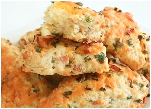 2 cách làm bánh scone mặn phô mai hành và thịt nguội thơm ngon khó cưỡng