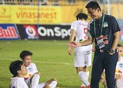 Kiatiusk giúp Công Phượng thăng hoa, thầy Park &#8220;đập đi xây lại&#8221;