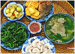 Muốn rau muống luộc xanh, giòn ngon, hãy thêm ngay 3 loại gia vị này