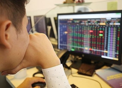 Ngân hàng tiếp tục dẫn sóng giúp VN-Index tăng điểm phiên cuối tuần