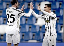 Ronaldo cán mốc 100 bàn cho Juventus