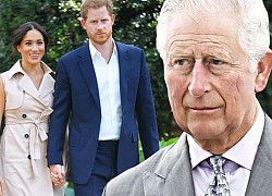 Thái tử Charles gục ngã trước màn "trả thù" của con trai, Meghan Markle có động thái mới nhằm "đổ thêm dầu vào lửa"