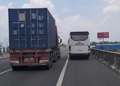 Xử lý tình trạng xe khách xem thường luật giao thông