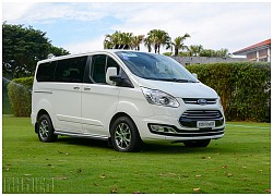 Đại lý chạy đua xả hàng tồn, giá bán Ford Tourneo giảm 100 triệu đồng