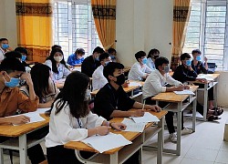 Hòa Bình: Học sinh lớp 9 và lớp 12 đi học trở lại từ ngày 17/5