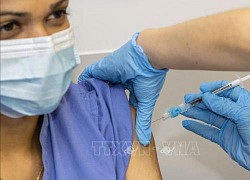 Ireland cân nhắc mở rộng đối tượng tiêm vaccine ngừa COVID-19