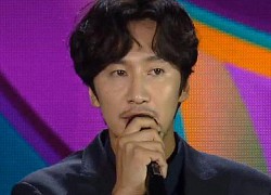 Lee Kwang Soo lần đầu xuất hiện trực tiếp với hình ảnh gây xúc động sau thông báo rời Running Man