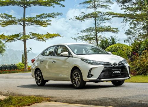 Toyota Vios giảm giá mạnh ở một số đại lý