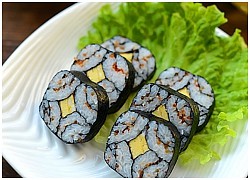 Cách làm sushi tôm trứng tại nhà rất đơn giản