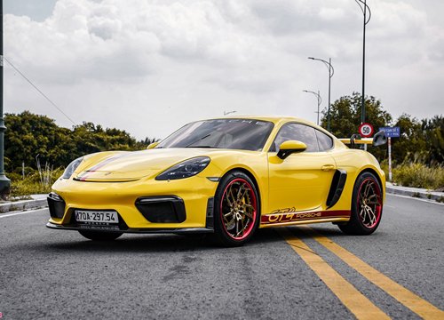 Porsche 718 Cayman độ GT4 mạnh 405 mã lực tại TP.HCM