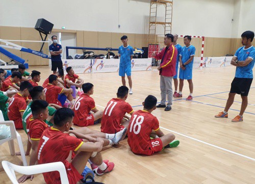 Tuyển futsal Việt Nam luyện 'tuyệt chiêu' chờ quyết đấu Lebanon