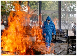 Hàng trăm người phá lệnh phong tỏa ở Ấn Độ để dự đám tang con ngựa