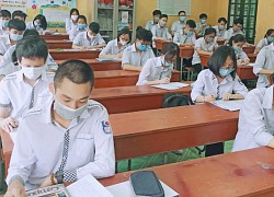 Hơn 44 nghìn học sinh lớp 9 và 12 ở Thái Bình trở lại trường học tập