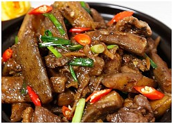 Thay đổi khẩu vị cùng Vịt kho chuối xanh