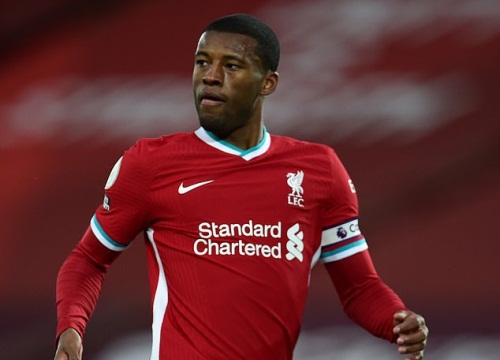 Wijnaldum trở mặt với Barca