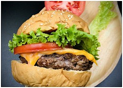 Cách làm hamburger bò phô mai đơn giản chuẩn vị