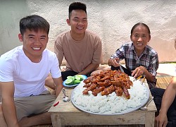 Bắc Giang trở thành tâm dịch Covid-19 và đây là khung cảnh "đàn cháu" ăn uống ở nhà Bà Tân Vlog trong clip mới nhất