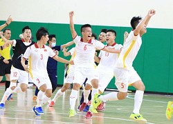 Cầu thủ futsal Việt Nam vỡ òa hạnh phúc khi giành vé dự World Cup