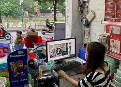 Hot: Trước giờ bà Phương Hằng livestream, dân tình hóng đến mức bới tô cơm xem lại clip cũ, hồi hộp không biết hôm nay lại "bùng nổ biến gì"!?