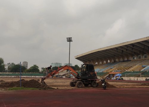 Tiếp thu ý kiến của CĐV, mặt cỏ sân Vinh sẽ có diện mạo mới trong thời gian tới