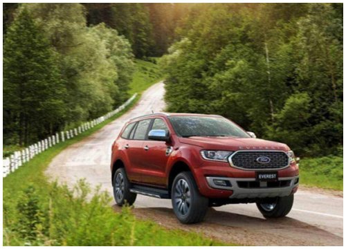 Giảm giá tới 85 triệu đồng, lăn bánh Ford Everest còn bao nhiêu?