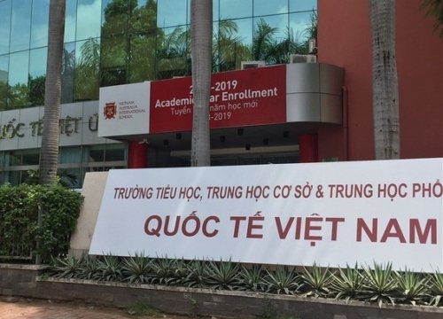 Giáo viên trường Việt Úc mắc Covid-19, 106 học sinh thành F1