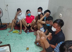 Hà Tĩnh: Khởi tố cựu đại úy công an vì đánh bạc