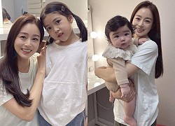 Hiếm ai như Kim Tae Hee, lộ nếp nhăn "cả rổ" rõ mồn một trong hậu trường vẫn khiến Knet khó tính câm nín vì... quá đẹp