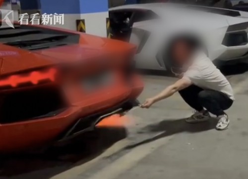 Nướng thịt bằng siêu xe Lamborghini