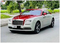 Rolls-Royce Wraith chạy 'lướt' giá ngang biệt thự tại Việt Nam