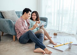 Phải làm gì khi chồng thú nhận làm trai bao để lấy tiền nuôi vợ con