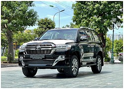 Chi tiết Toyota Land Cruiser 2021 bản 4 chỗ có giá ngang Lexus LX570