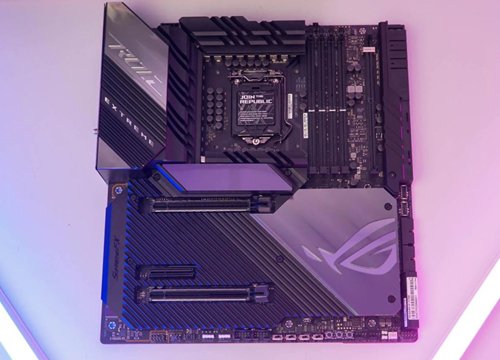 Đập hộp mainboard ASUS Maximus XIII Extreme: 25 triệu, hàng khủng siêu cấp vô địch