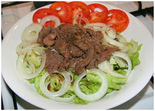 Đơn giản như salad trộn thịt bò