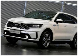 Kia Sorento giảm giá sốc, lăn bánh chỉ từ 867 triệu đồng