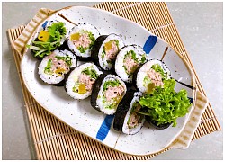 Kimbap cá thu sốt mayonnaise