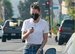 Kristen Stewart diện đồ trẻ trung ra phố