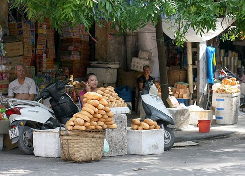 Bánh mì Hà Nội - thức quà tuổi thơ