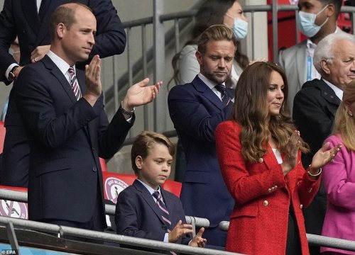 William, Kate chứng kiến Anh đánh bại Đức